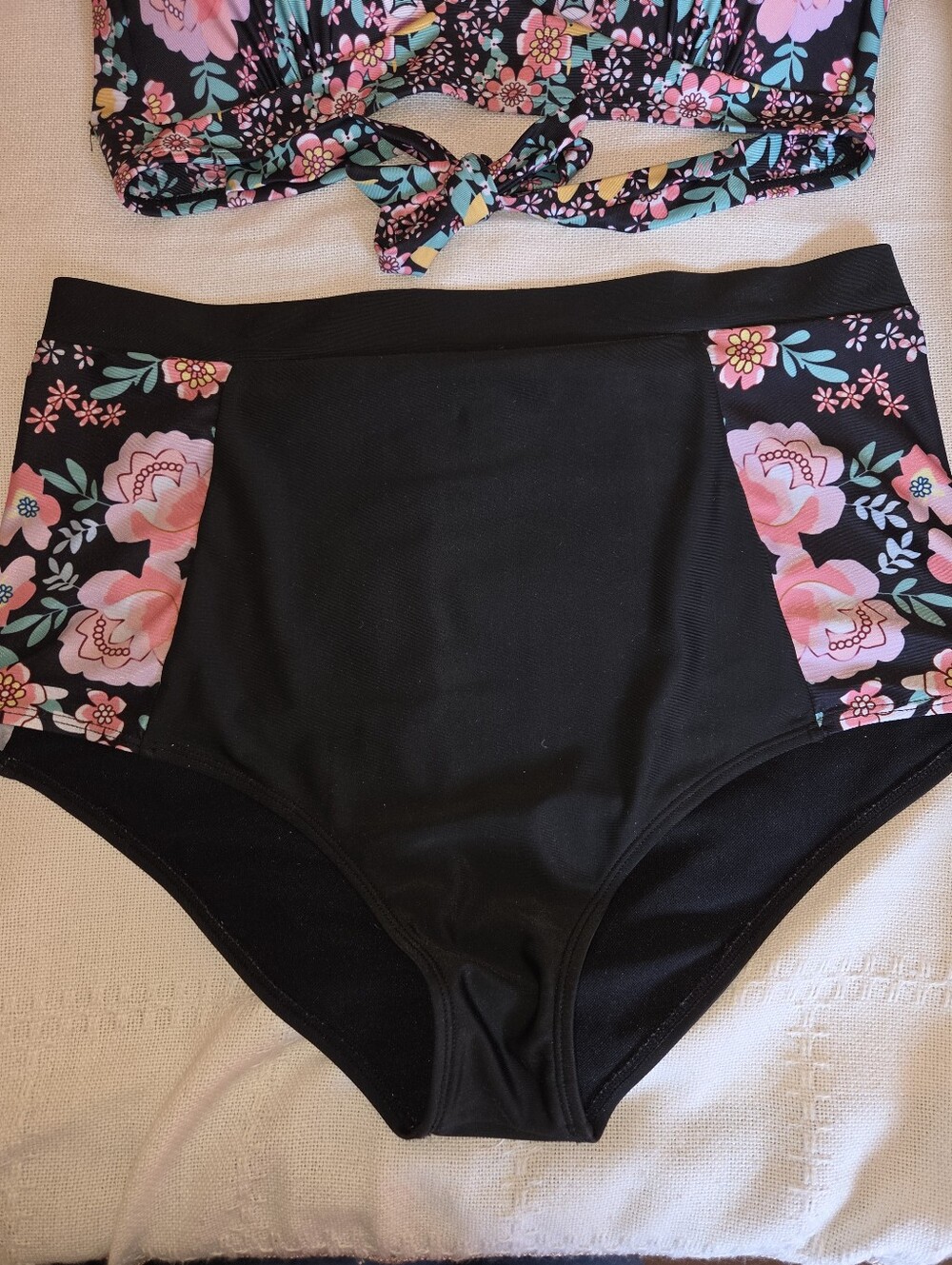Floral Black High-Waist Bikini Set - Pink & Green Flowers - Picture 3 of 7
